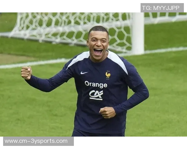 姆巴佩右脚踝再度受伤今日返回皇马缺席对冰岛比赛