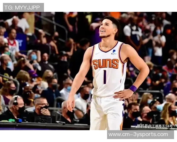 布克盛赞保罗为联盟改变者呼吁各地球馆致敬这位极致赢家